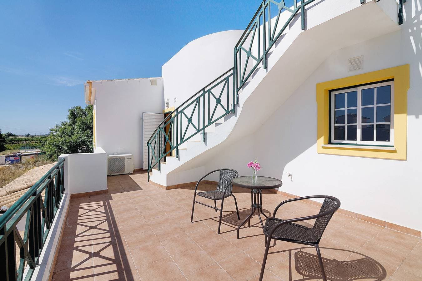 Foto 2 von 30: Villa „Modern in Olhão“ mit Bergblick, WLAN und Klimaanlage