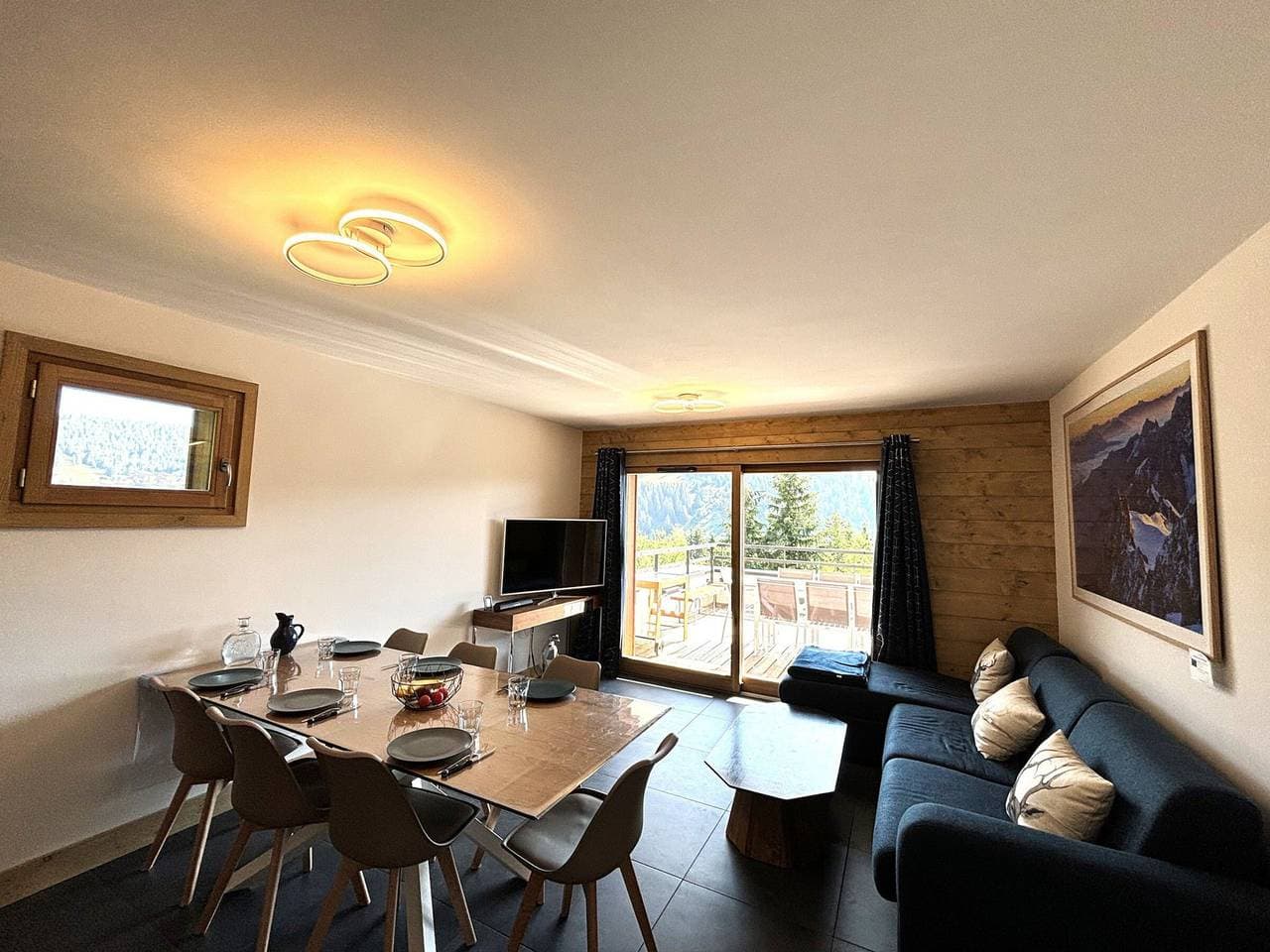 Foto 3 von 15: Neues 3-Zimmer-Apartment, überdachter Parkplatz, 6 Pers