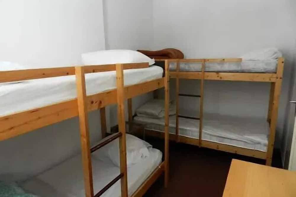 Foto 3 von 10: 2-Room Cabin Sleeps 6
