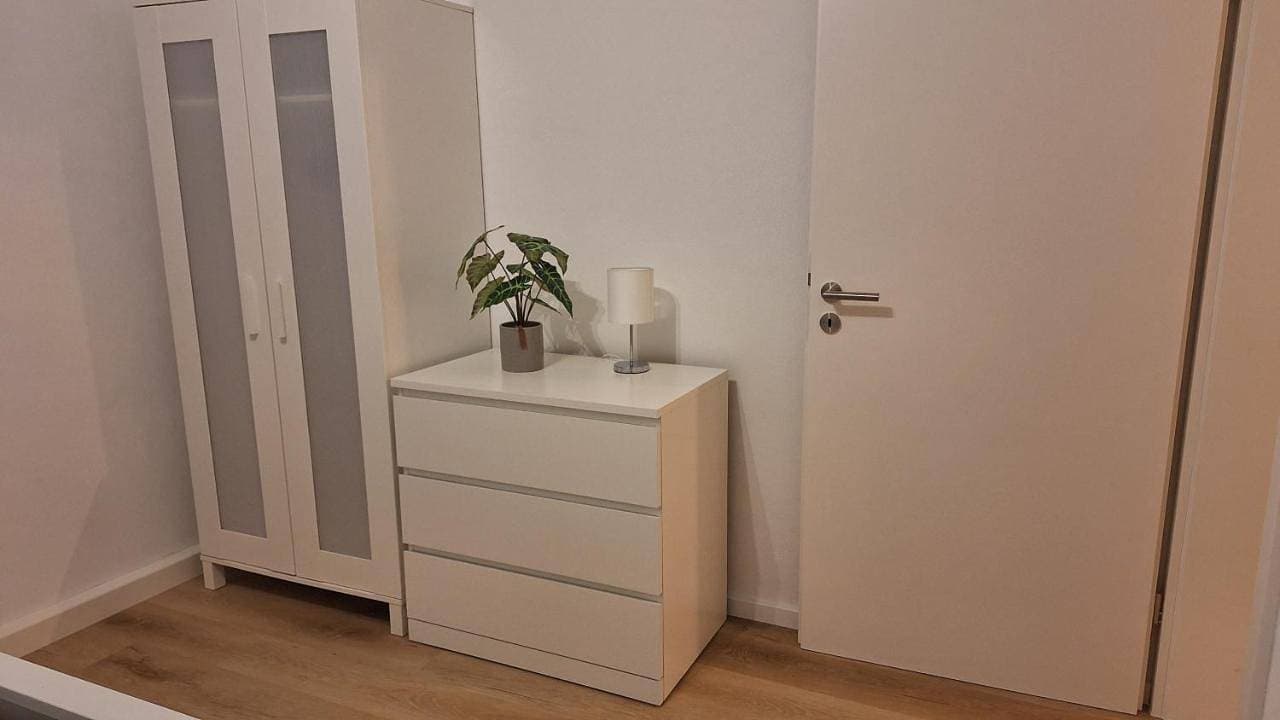 Foto 2 von 16: Two-Bedroom Apartment with Balcony