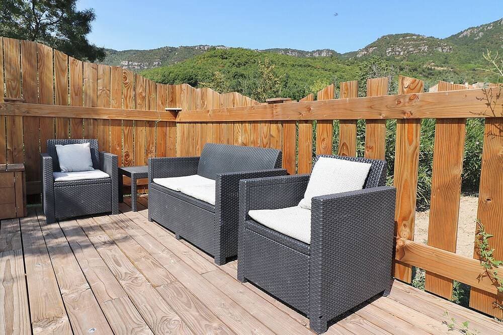 Foto 12 von 13: Comfortable gîte in a quiet, green setting. With swimming pool