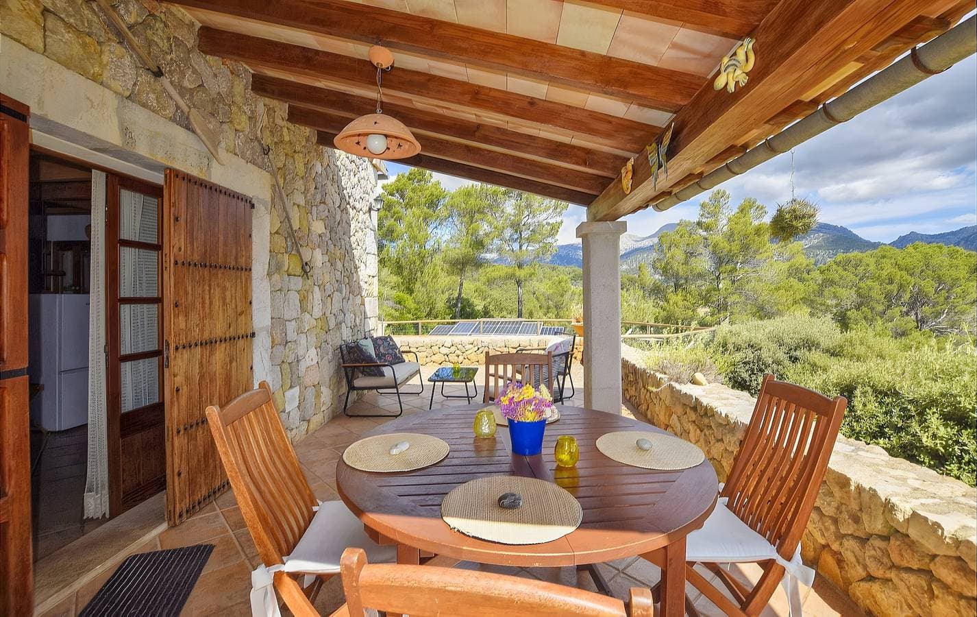 Foto 11 von 26: Villa 'Sa Garriga De Can Barratot' mit Bergblick, WLAN und Klimaanlage