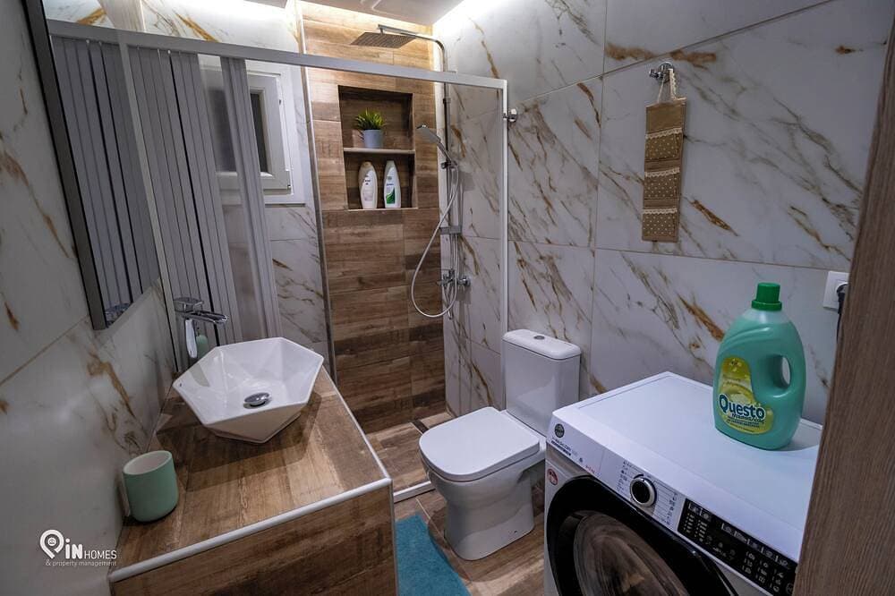 Foto 8 von 30: The Mint - Stylish Studio in Egaleo/Athens