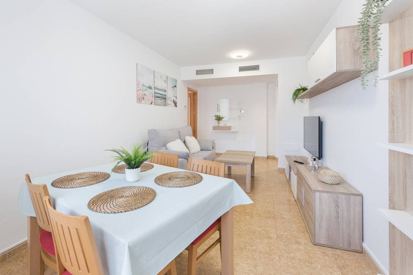Foto 9 von 20: Ferienwohnung 'Vivienda Maiva' mit privater Terrasse, WLAN und Klimaanlage