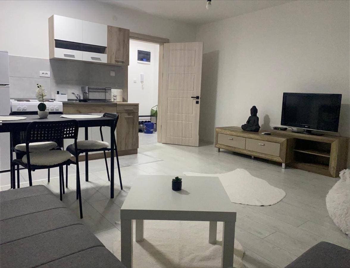 Foto 4 von 8: One-Bedroom Apartment