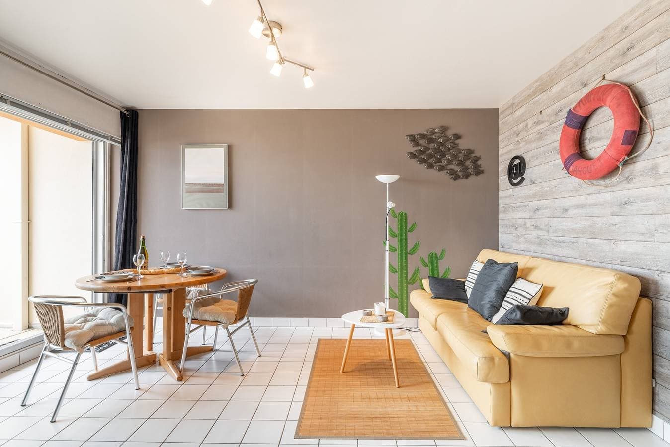 Foto 2 von 14: Ferienwohnung für 4 Personen mit Terrasse