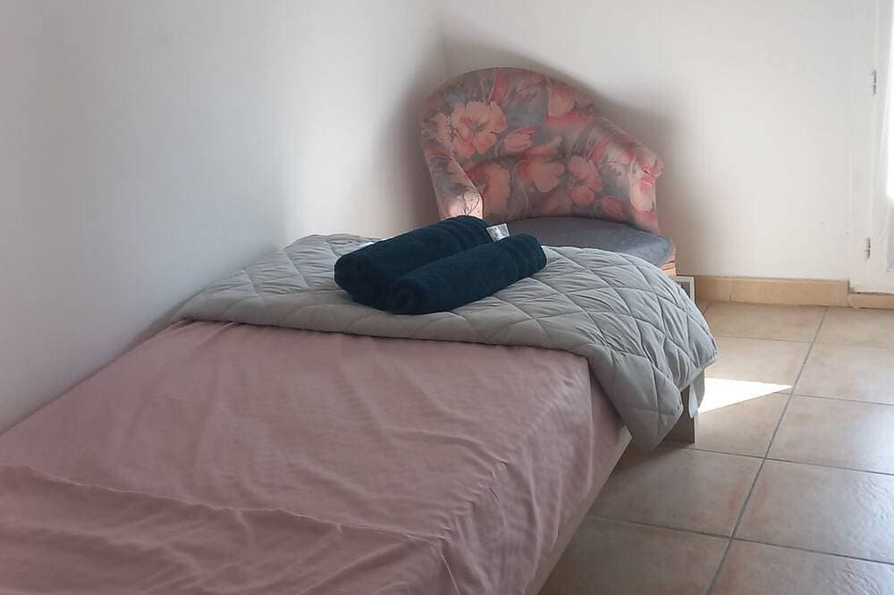 Foto 4 von 17: Charming downstairs villa