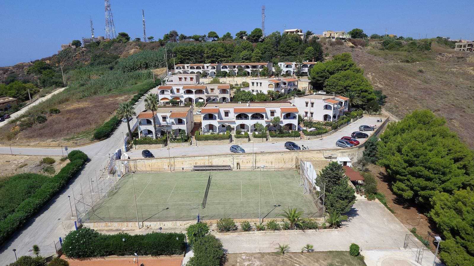 Foto 4 von 34: Sea Front Apartment 4 Betten mit Balkon 250 Meter vom Strand entfernt