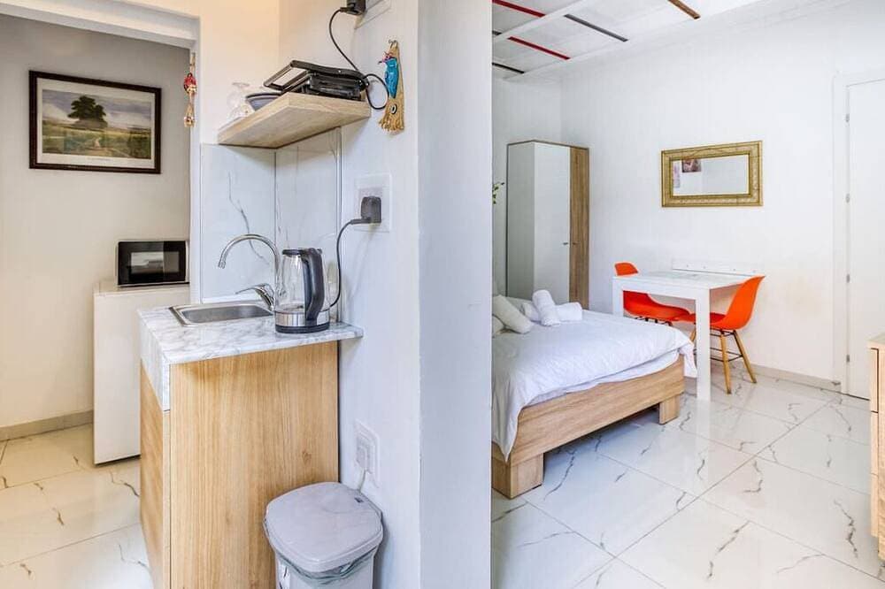 Foto 4 von 26: Modern Studio Apt with Private Terrace in Sliema