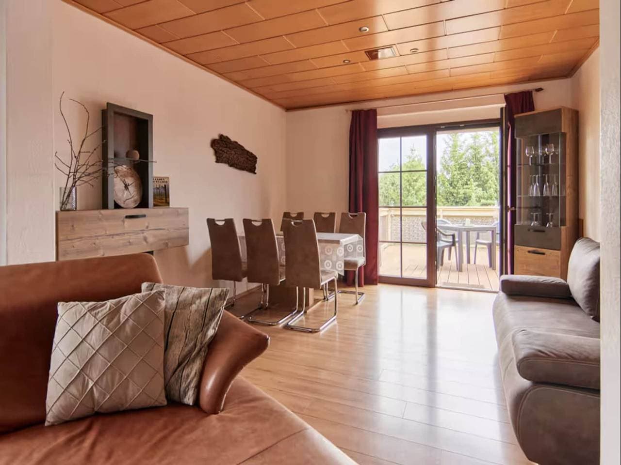 Foto 13 von 18: Ferienwohnung für 6 Personen mit Garten