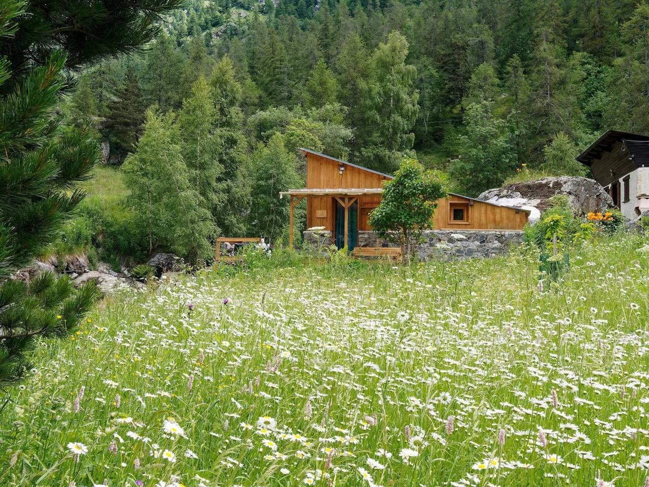 Foto 2 von 33: Charmantes Chalet im Herzen des Mercantour, direkt am Bach Gordolasque, mitten in der Natur