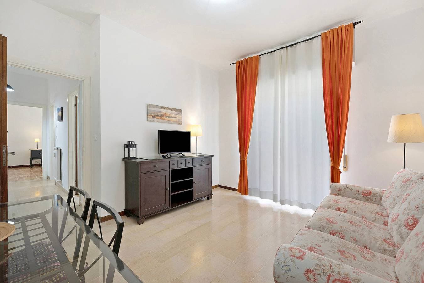 Foto 6 von 17: Ferienhaus 'Marina' mit Balkon