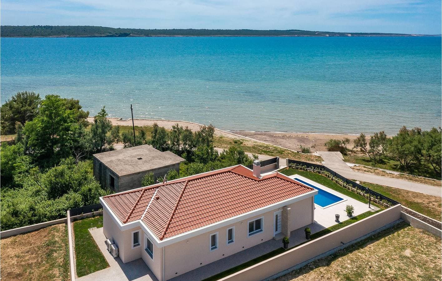 Foto 2 von 26: Urlaub am Meer: Modernes Apartment mit Pool, Terrasse und nur 700 m vom Strand entfernt