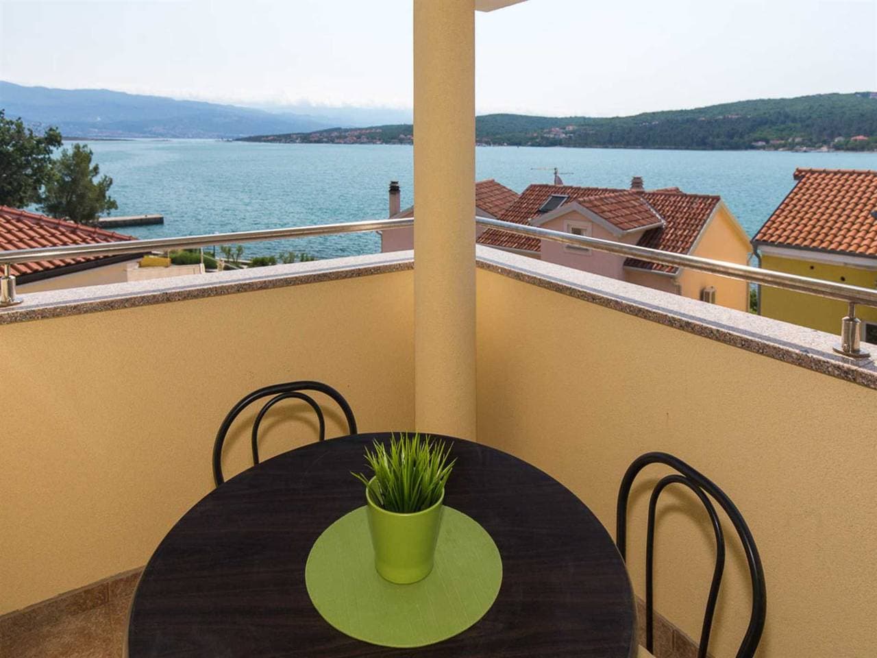 Foto 13 von 14: Ferienwohnung Josip 2 mit Meerblick
