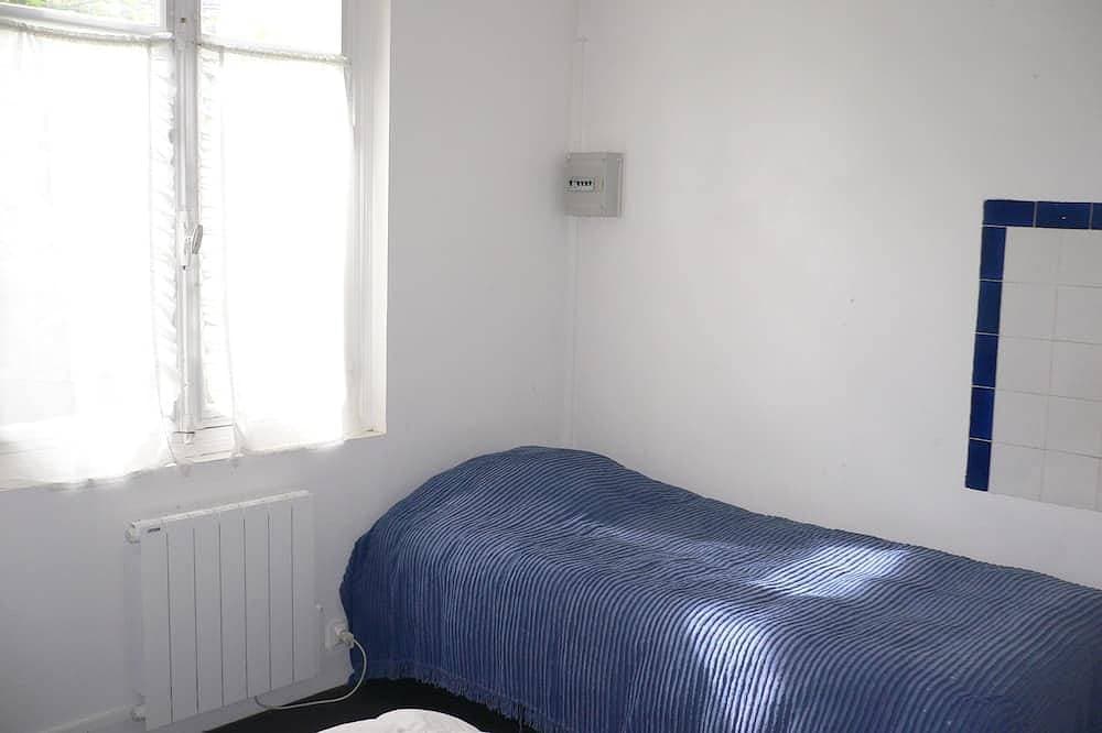 Foto 2 von 25: Große freistehende komfortable Zimmer