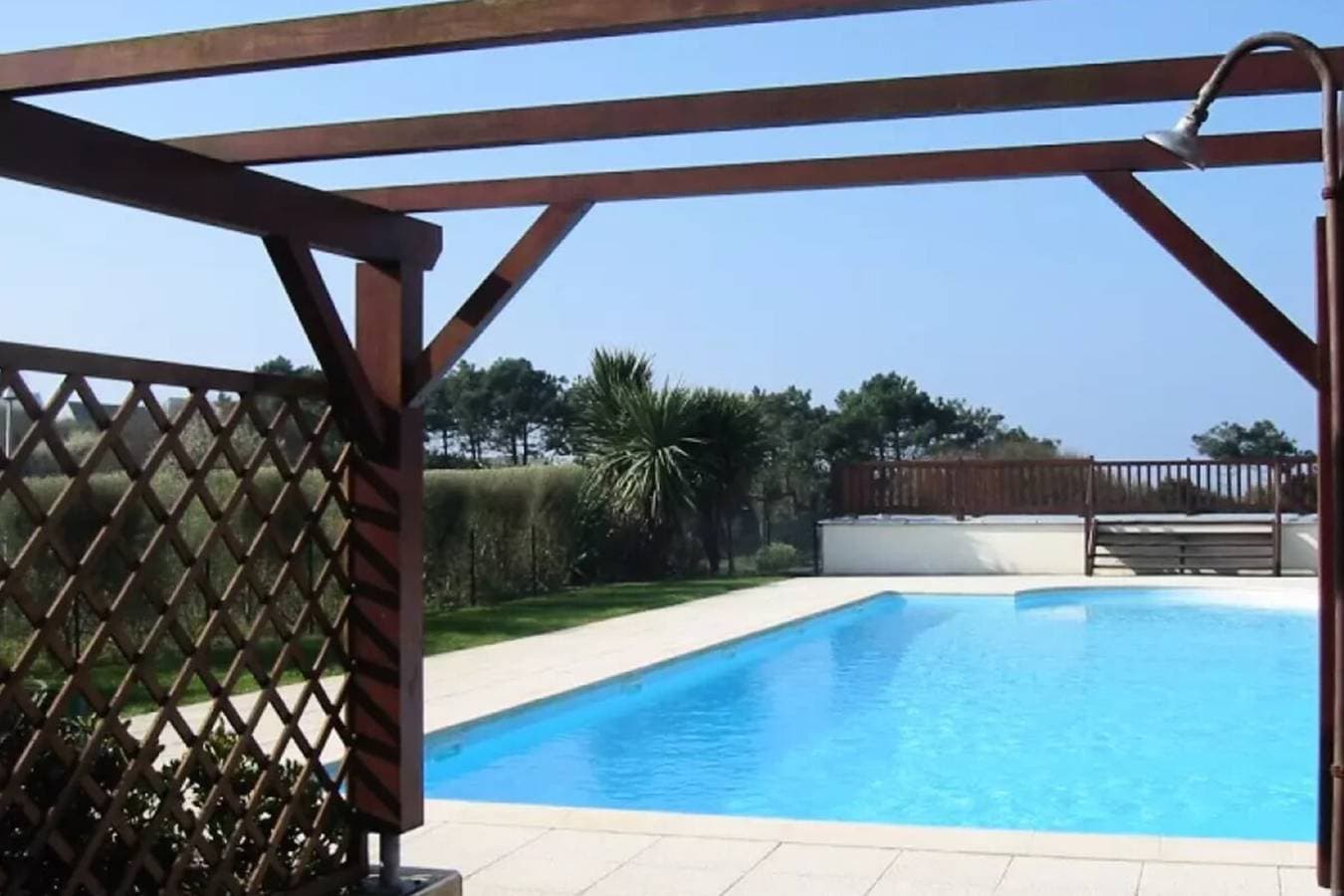 Foto 4 von 34: Ferienhaus für 4 Personen mit Pool
