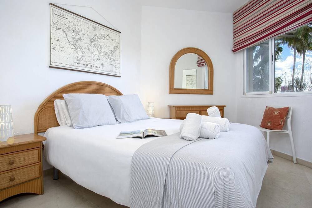 Foto 2 von 30: Sunstay Costa Lago Flat II Torremolinos