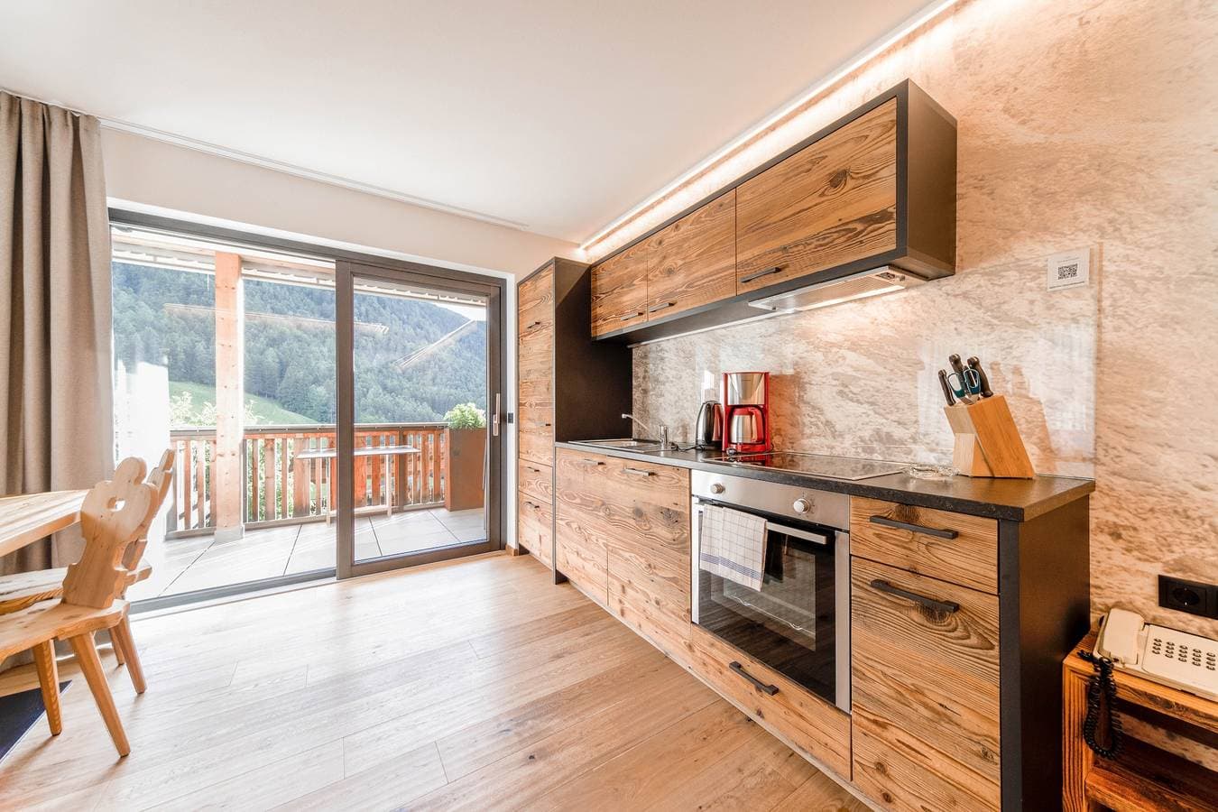 Foto 5 von 38: Schöne Ferienwohnung "Sonnleiten Sonnenadler 2" mit Blick auf die Berge