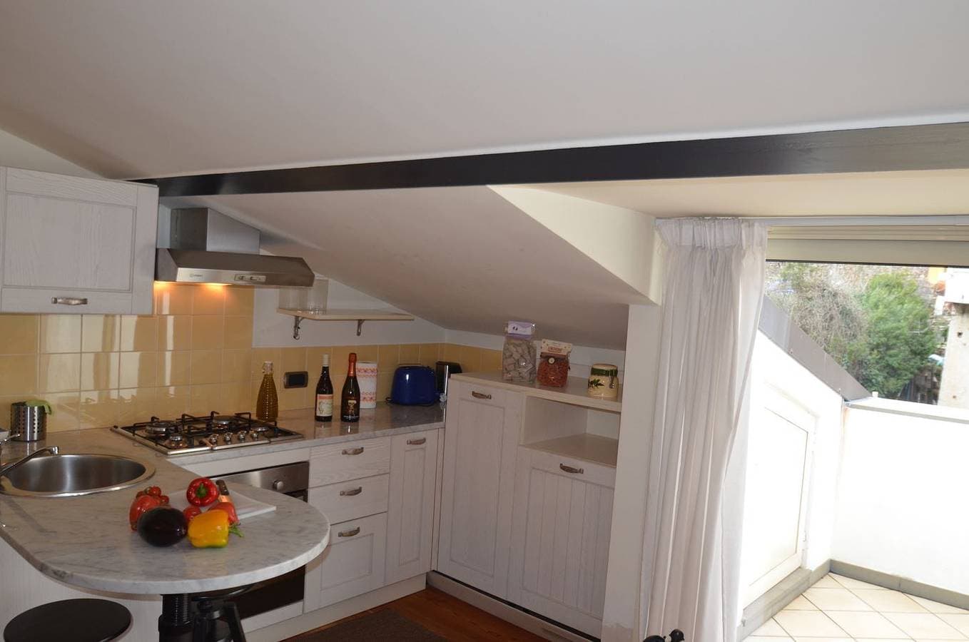 Foto 6 von 33: Altbau-Wohnung über zwei Etagen mit Dachterrasse, in herrschaftlichem Palazzo