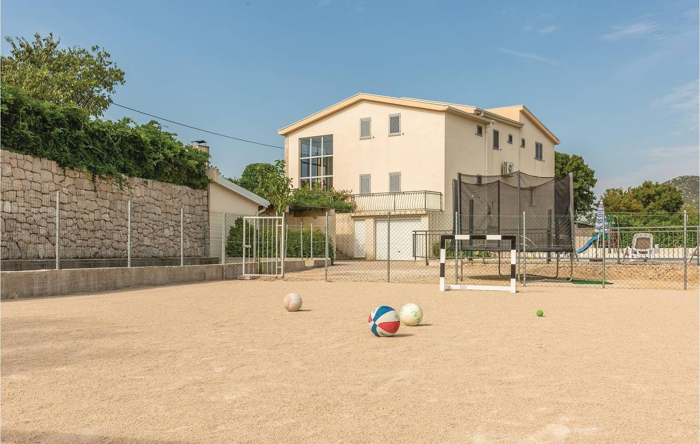 Foto 6 von 42: Gemütliche 1-Zimmer-Wohnung mit WLAN, Klimaanlage, Parkplatz und Terrasse