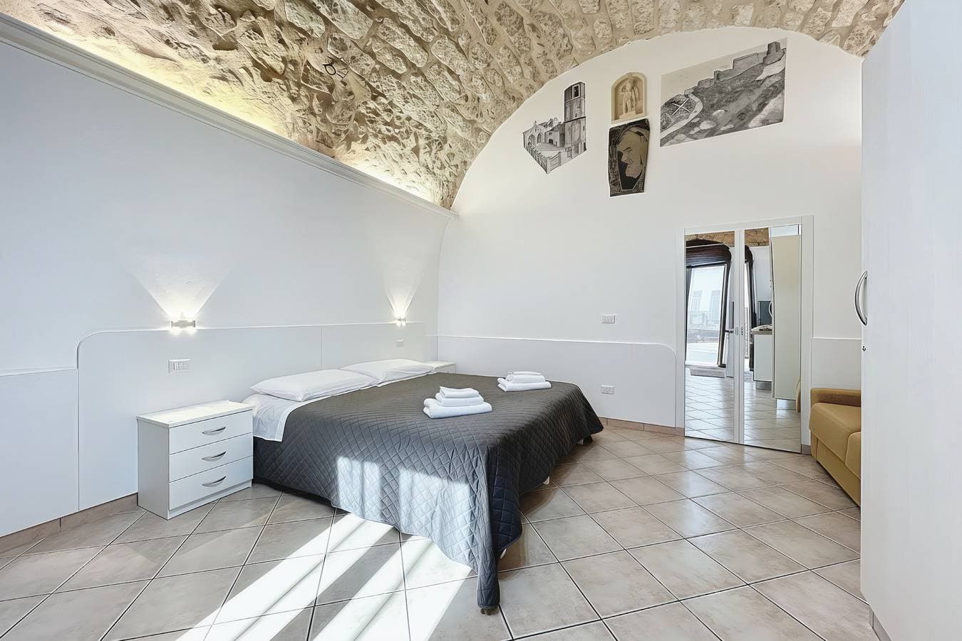 Foto 11 von 21: Studio „La Castellana“ mit WLAN im Herzen von Monte Sant’Angelo