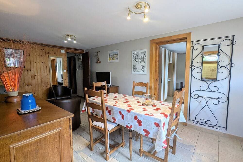 Foto 9 von 15: Gemütliches Ferienhaus in Seenähe mit Terrasse und WLAN