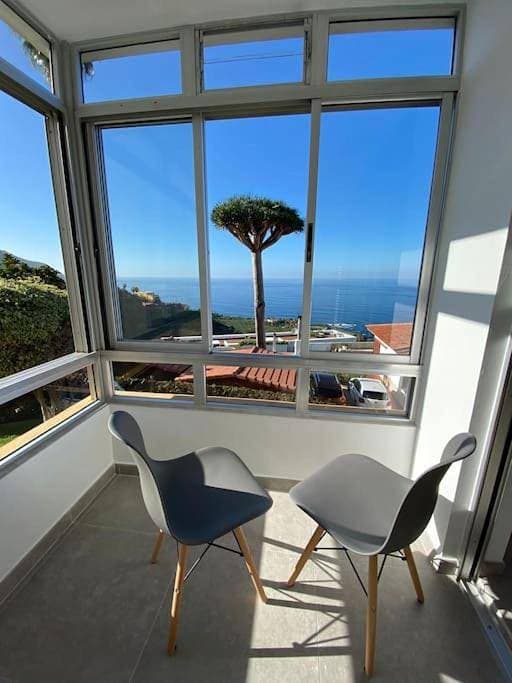 Exotic Ocean View Apartment 1