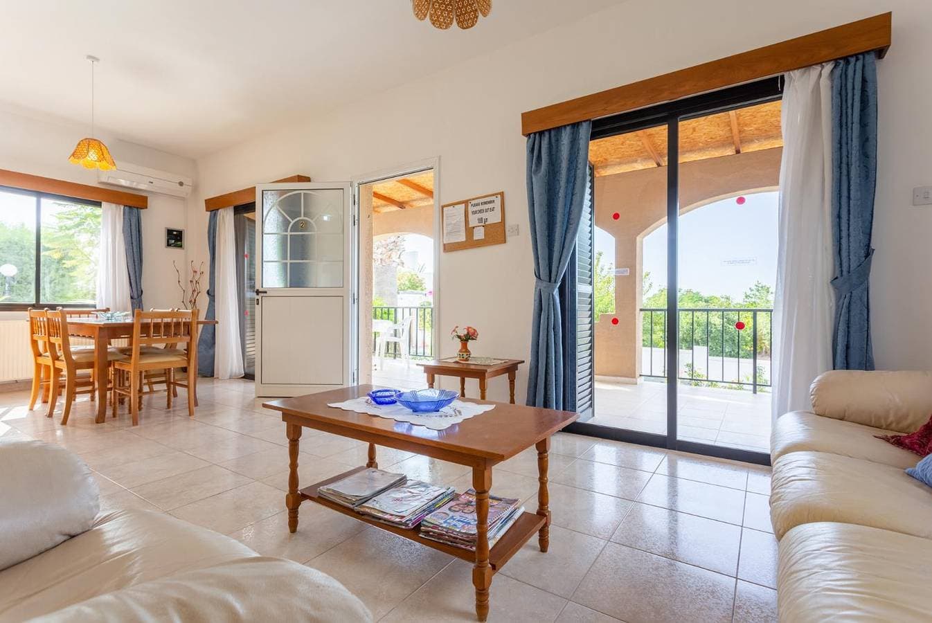 Foto 12 von 27: Villa für 5 Personen mit Terrasse