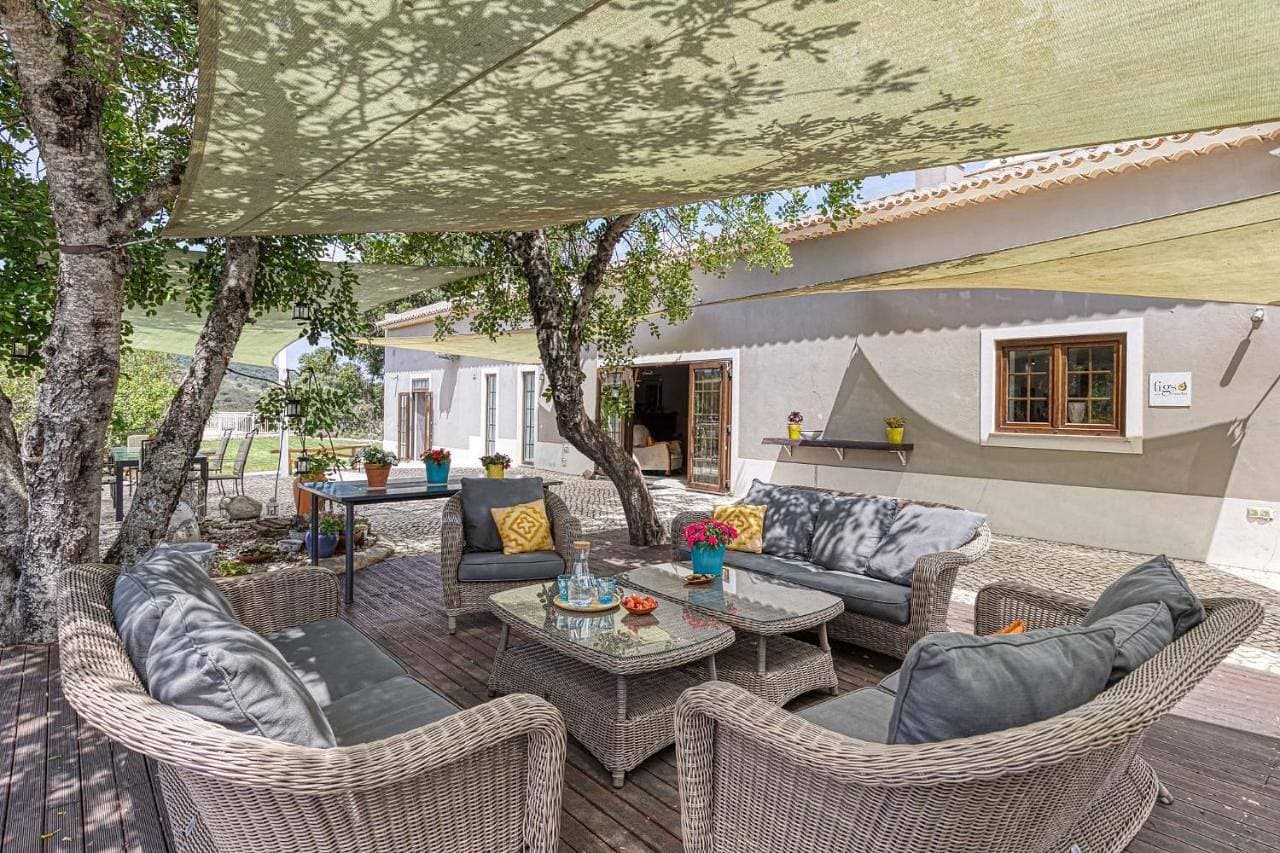 Large Lakeside Villa near Silves - Figs on the Funcho 1