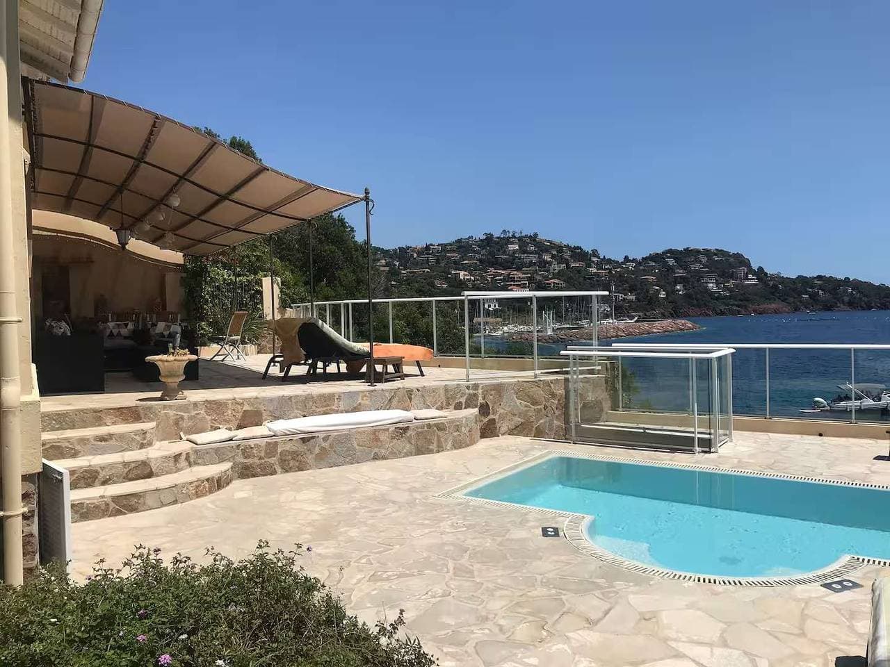 Foto 8 von 36: Villa für 8 Personen mit Whirlpool