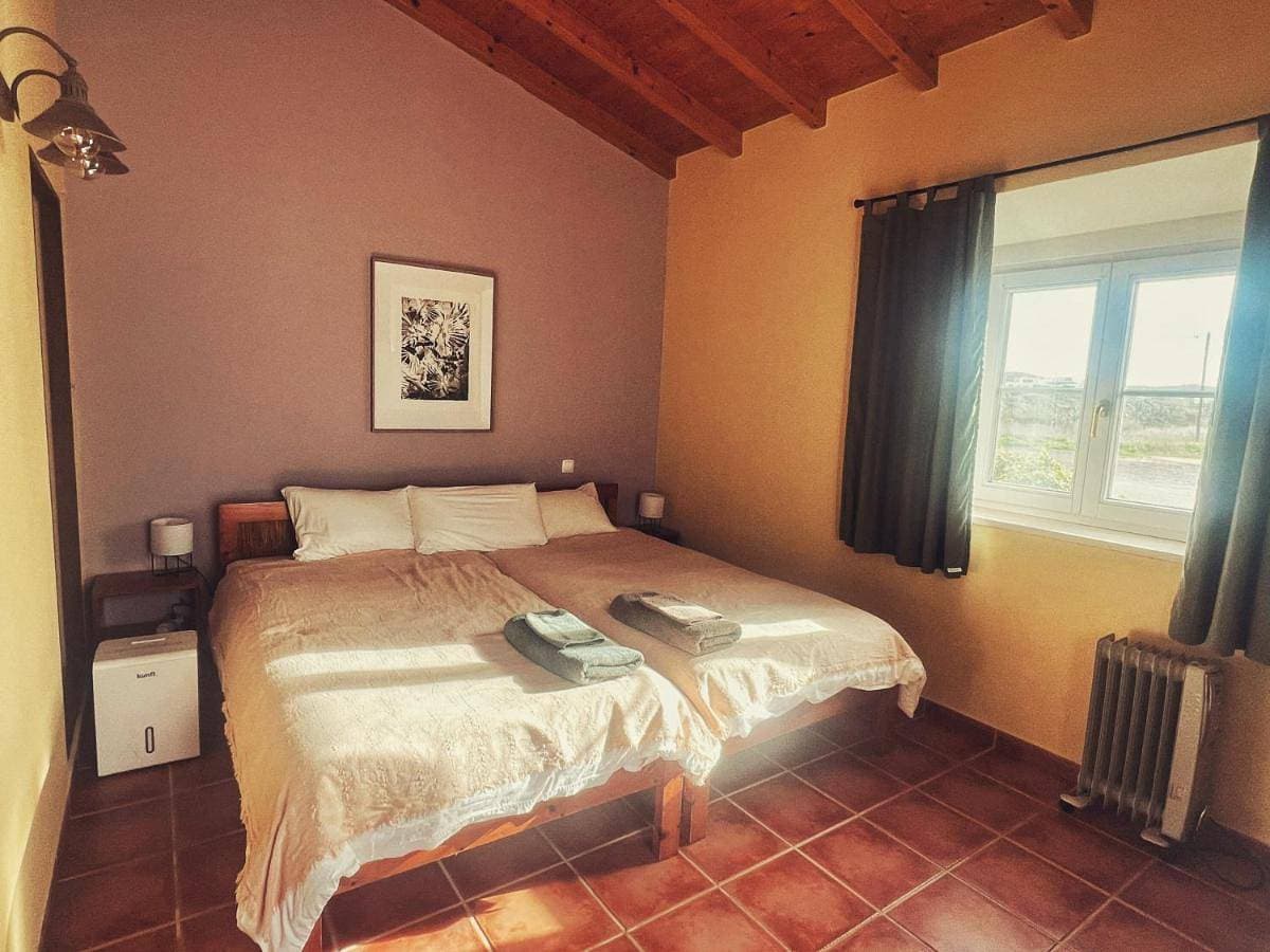 Foto 3 von 8: Double Room with Private Bathroom