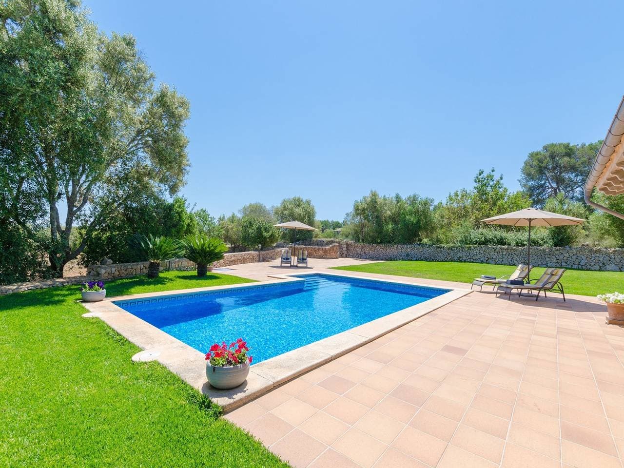 Foto 4 von 41: Es Vedat 6 - Villa With Private Pool. Free Wifi