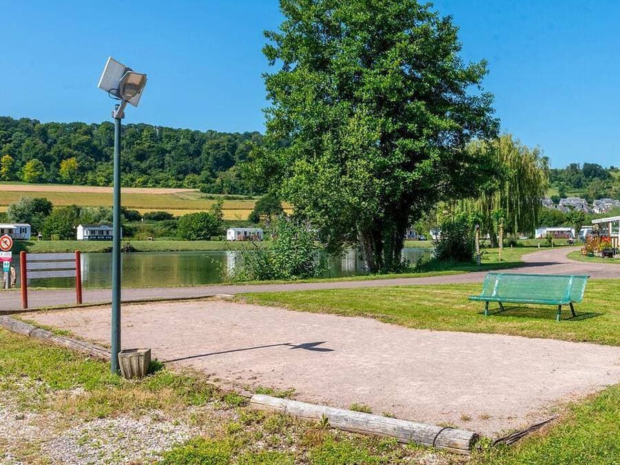 Foto 13 von 38: Flower Camping des 2 Rivières - Safarizelt 2 personen - Campanna Bord D'Étang