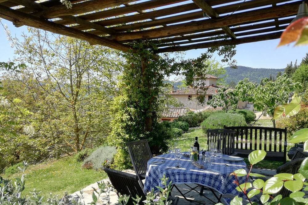 Wunderschöne Lage auf einem Weinberg, nur 30 Minuten von Florenz entfernt 1