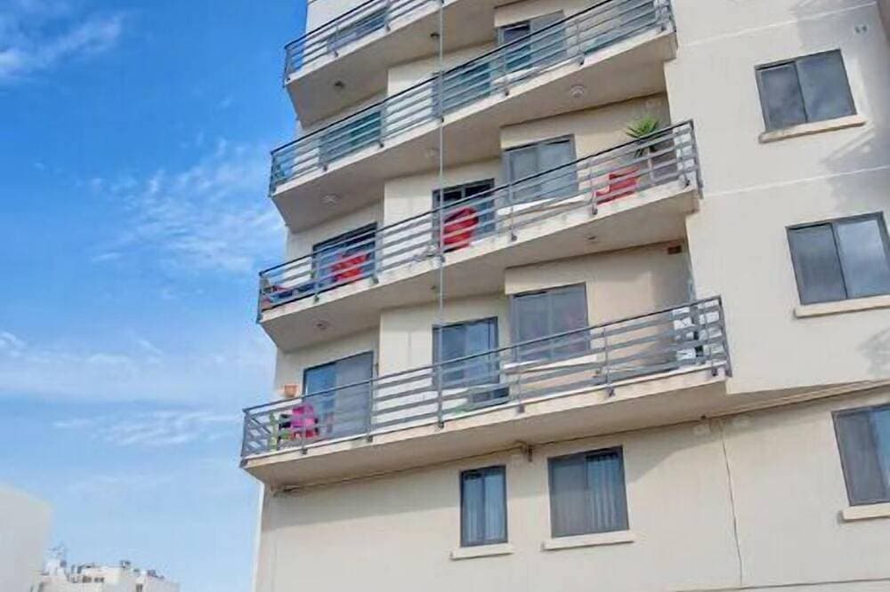 Foto 6 von 13: ☆ Cozy Apartment ♡ in St. Pauls Bay ☆.