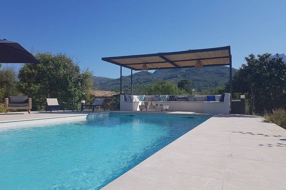 Foto 13 von 30: Charme Finca, Soller, Herrliche Aussicht,  Pool, Ruhe...
