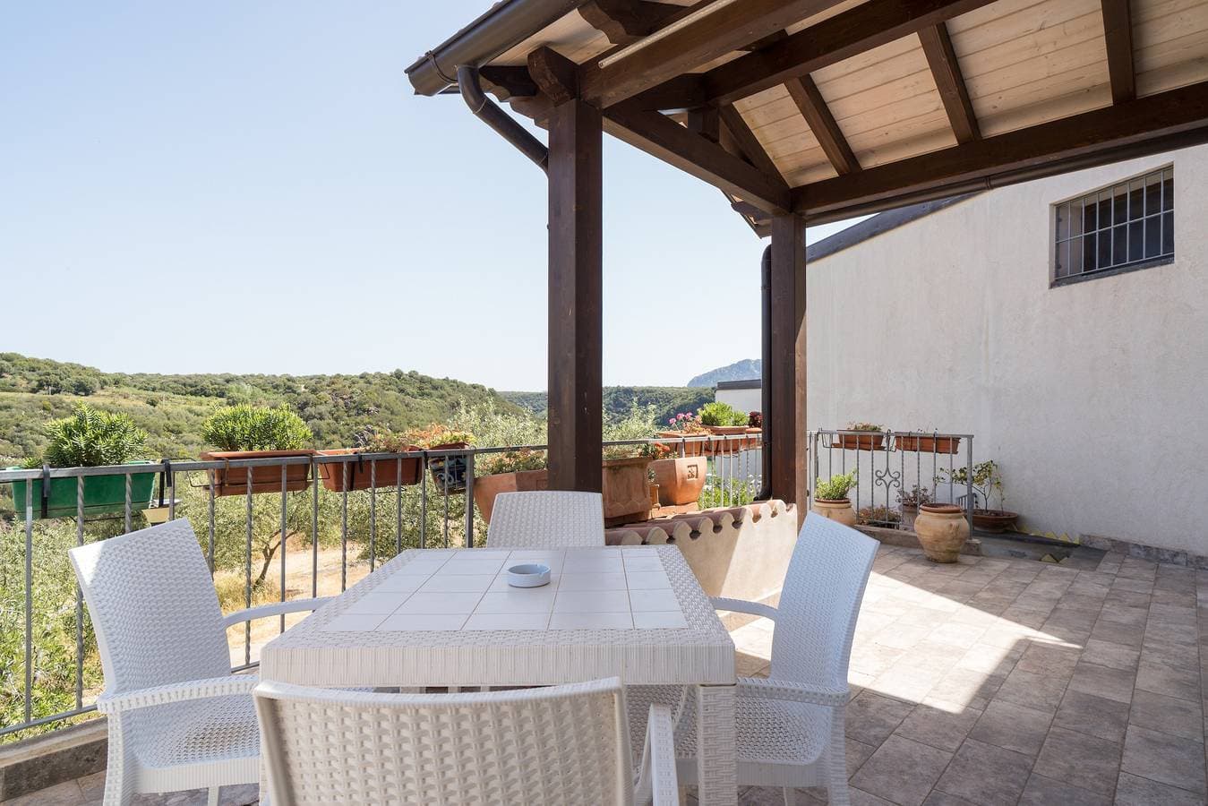 Foto 3 von 26: Ferienhaus 'Casa Stella' mit Blick auf den See, WLAN und Klimaanlage