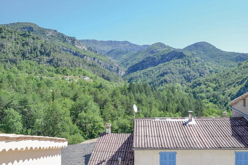 Gemütliches Haus in Cuebris mit Bergblick 1