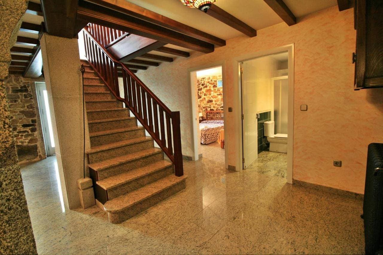 Foto 4 von 18: Four-Bedroom House