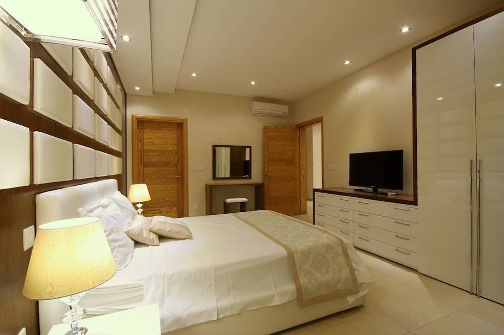 Foto 5 von 22: Elegante, gehobene und geräumige Eckwohnung mit 2 Schlafzimmern und Gemeinschaftspool