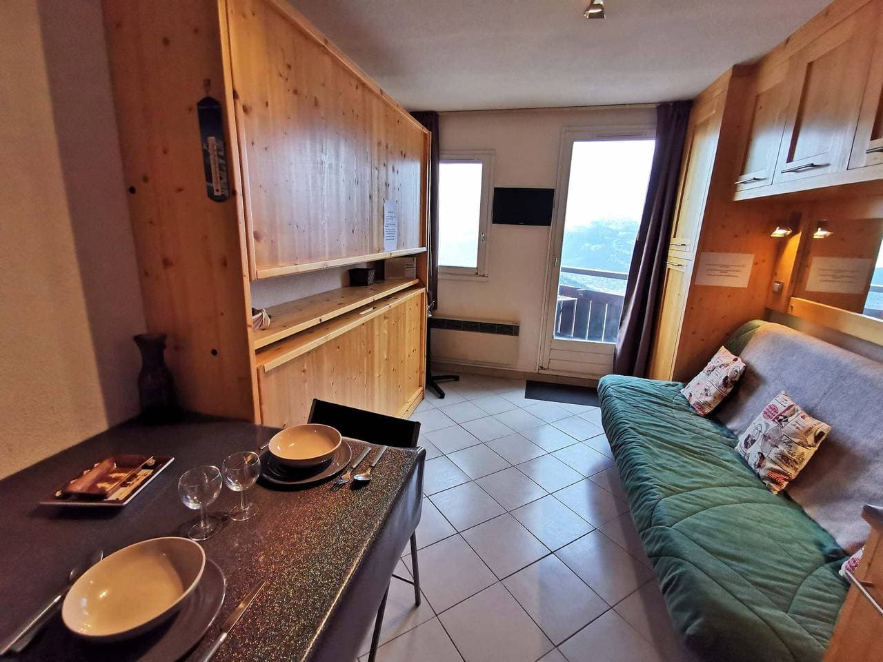 Foto 4 von 11: Renoviertes Studio nahe Zentrum, tolle Aussicht, max. 4 Pers