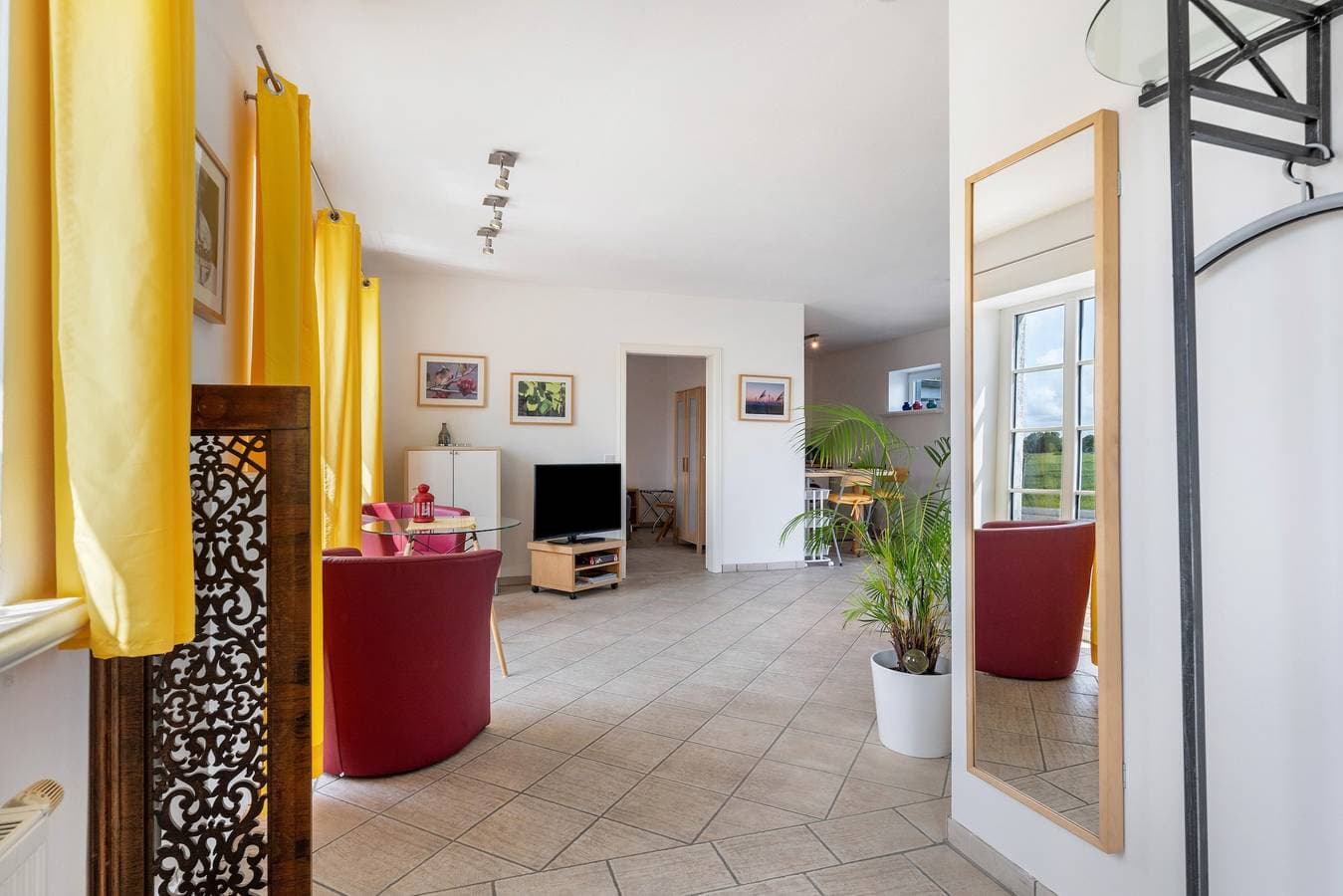 Foto 10 von 33: Ferienhaus 'Bi Pasders' mit privater Terrasse, privatem Garten und Wi-Fi