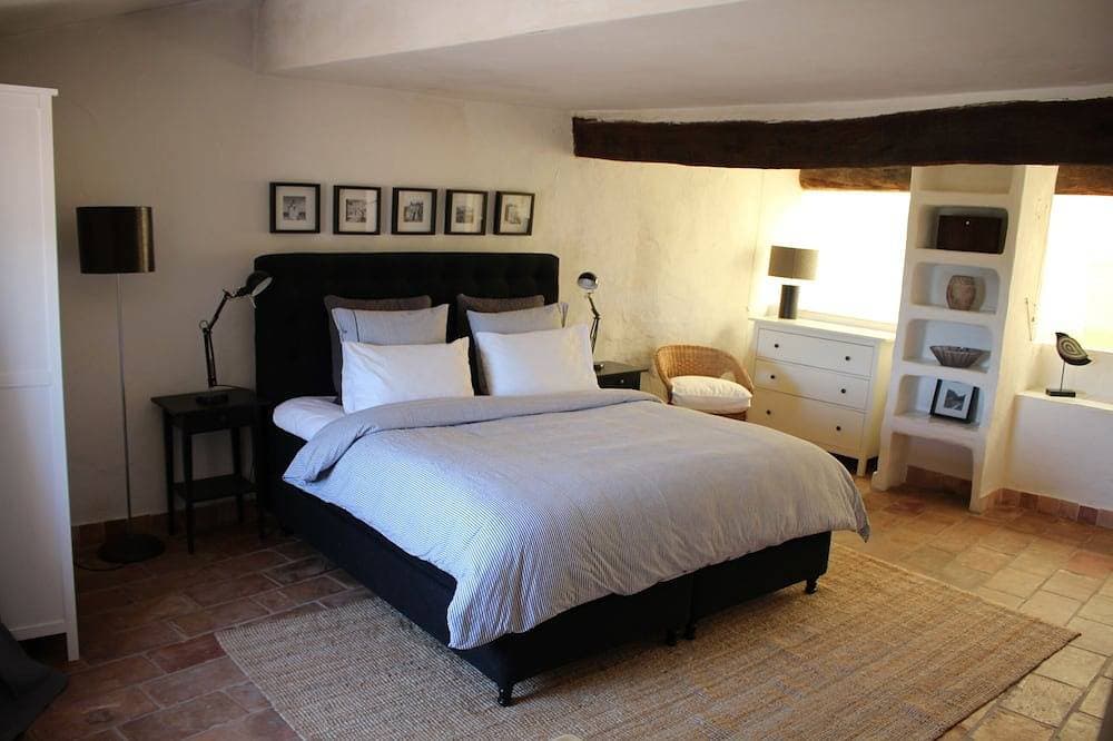 Foto 2 von 22: Schöne 250 Jahre alte Dorfhaus in der Mitte des Roussillon mit herrlichem Blick