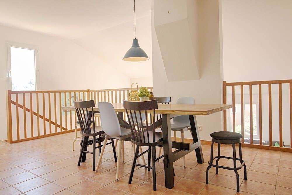 Foto 13 von 30: Hangvilla mit Pool, Joyeuse