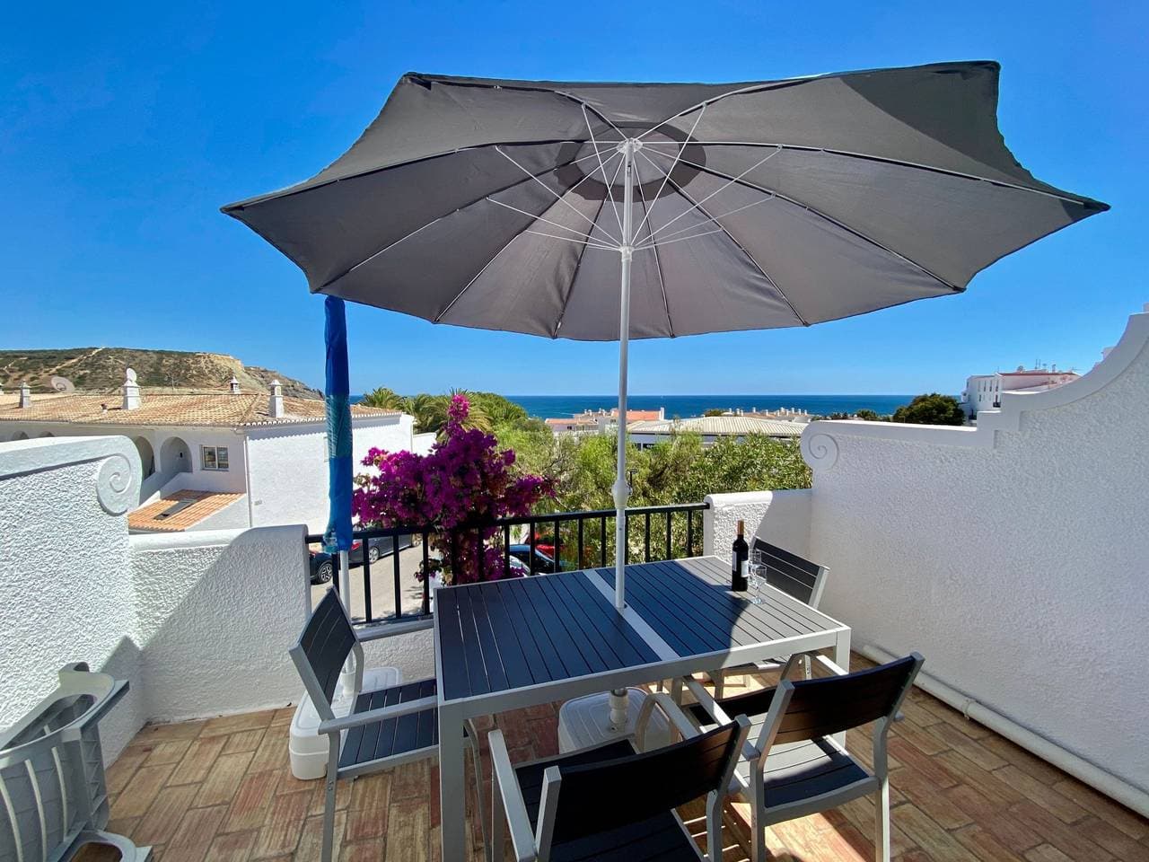 Foto 8 von 32: Zentrales Ferienhaus mit bezauberndem Meerblick