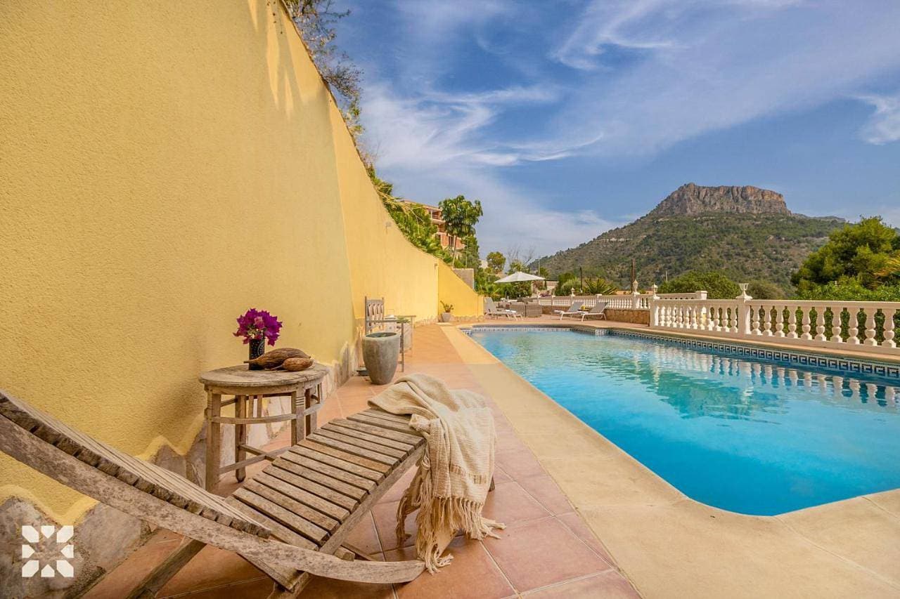 Foto 4 von 25: Villa with Private Pool