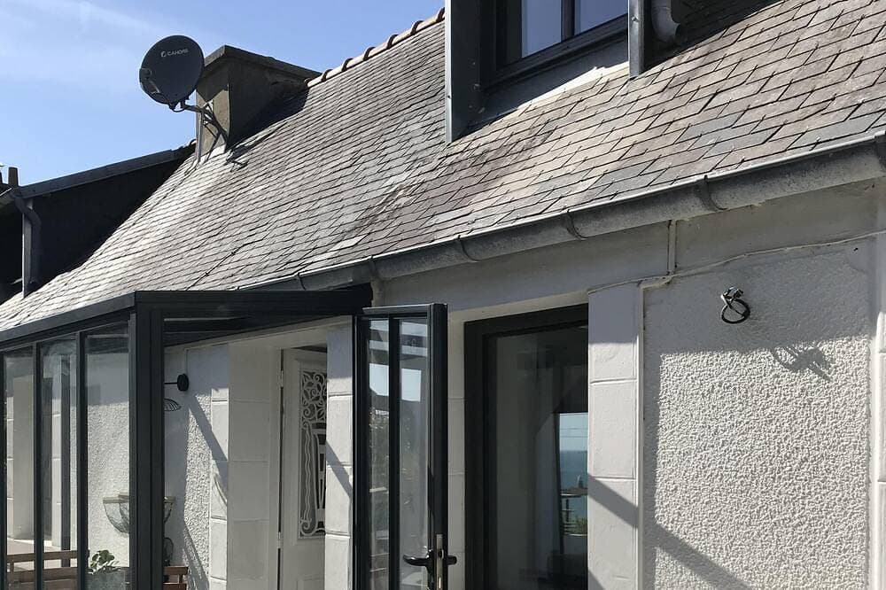 Foto 13 von 30: Haus Meerblick auf den Hafen von Aber Wrach