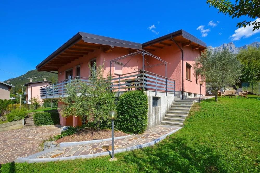 Foto 11 von 30: Casa Virginia, Mandello del Lario, Italy