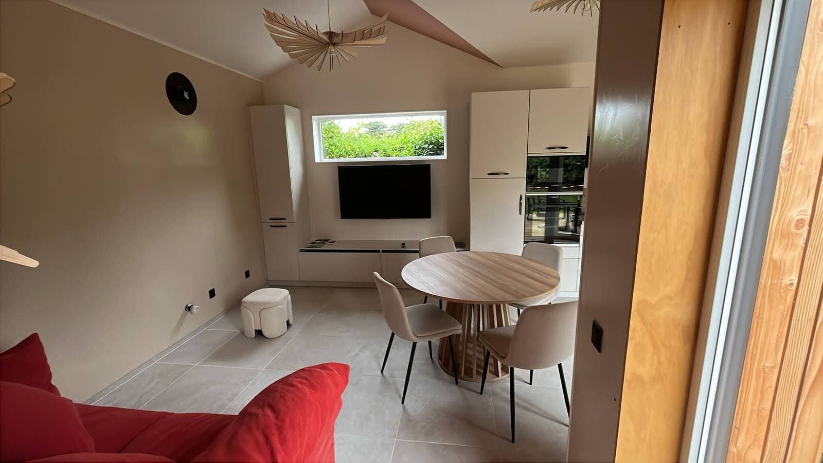 Foto 4 von 16: Ferienhaus 'Maison De Vacance À 200m De La Mer' mit privater Terrasse und privatem Garten
