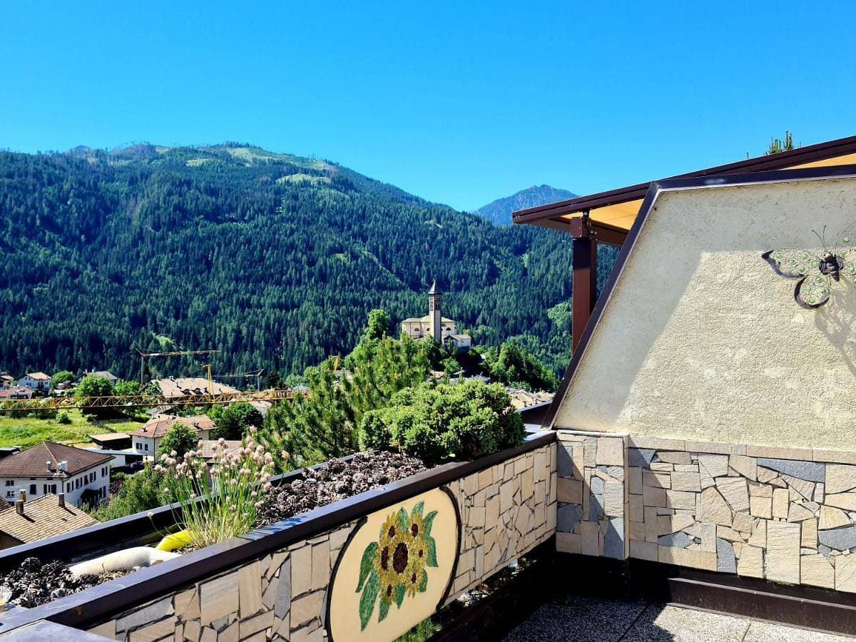 Foto 5 von 34: Apartment with Mountain View